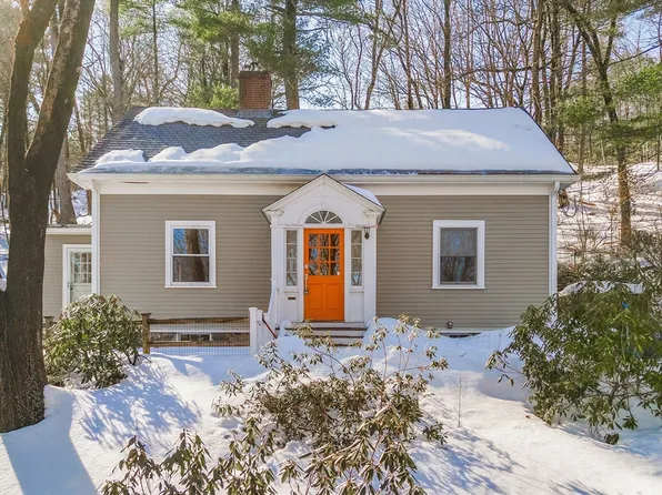 20 York St, Lexington, MA 02420