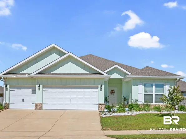 8722 Bronze Ln, Foley, AL 36535