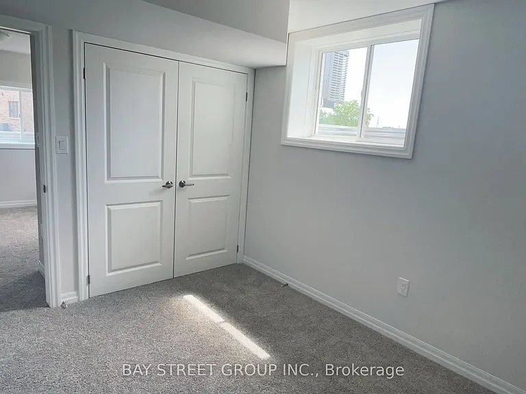 75 Hillcrest Rd #LOWER — Photo 10