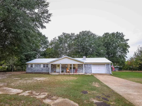 2440 Old Wire Rd, Camden, AR 71701
