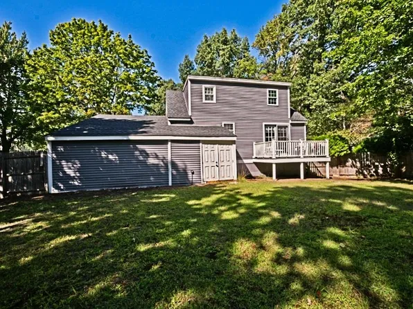 22 Adams Avenue, Seabrook, NH 03874