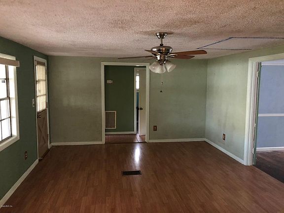 2nd image of 2931 NE 19th Ave