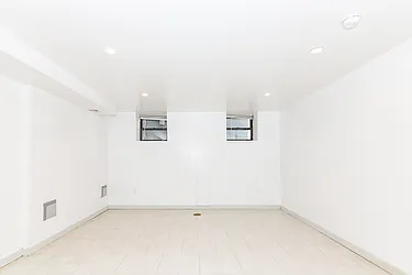 Rented by MySpaceNYC