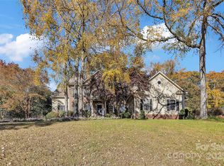 839 Craigmont Ln NW, Concord, NC 28027