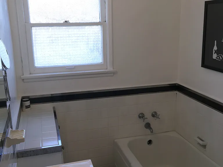 1126 Hacienda Pl #1120 — Photo 10