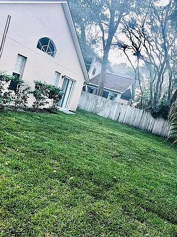 1063 Royal Oaks Dr — Photo 16