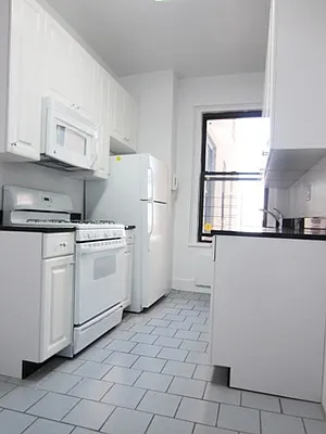 Rented by City Connections Realty | media 23