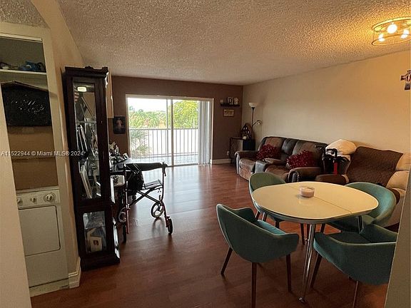 3rd image of 17000 NW 67th Ave APT 405