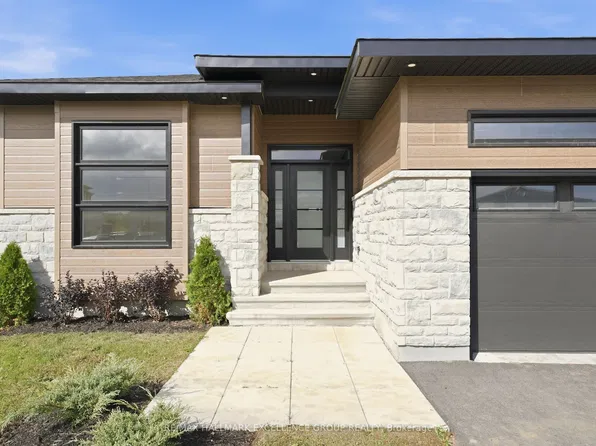 1345 Diamond St, Clarence Rockland, ON K4K 0H7