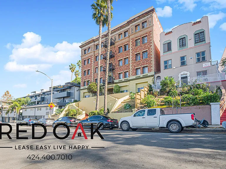 236 S Coronado St — Photo 14