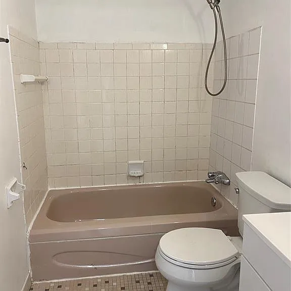2476 Rivard Ave #5 — Photo 6