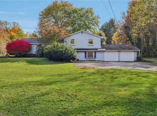 8375 Pettibone Rd, Chagrin Falls, OH 44023