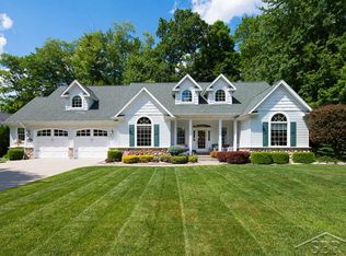 12220 Whisper Ridge Cir, Freeland, MI 48623