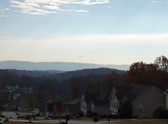 3rd image of 6243 Gibbs Ln