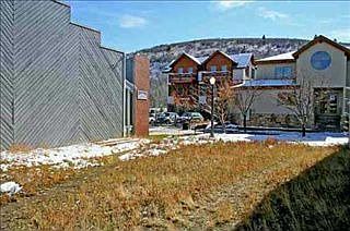 4th image of 2079 Sidewinder Dr