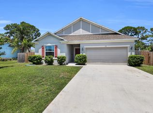 971 SW Longfellow Rd, Port Saint Lucie, FL 34953
