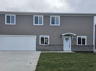 1045 Covey Run Rd, Sheridan, WY 82801