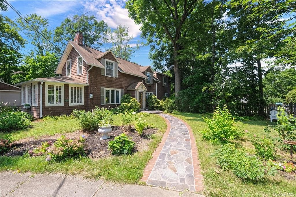 62 Stone Avenue, Ossining, NY 10562 Zillow