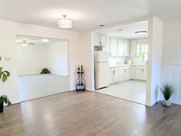 3051 Utah Ave, Dallas, TX 75216