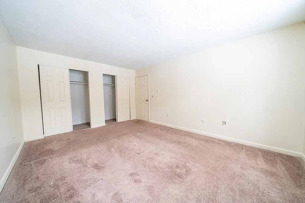 1 bed, 1.0 bath, 735 sqft, $1,695 — Photo 1