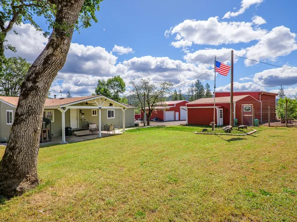 130 Kitty Dr, Eagle Pt, OR 97524