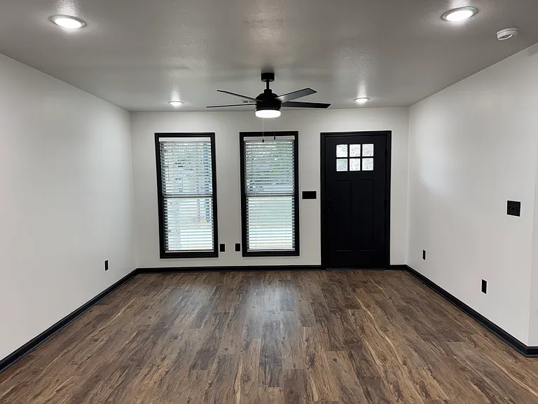 2310 Rector Rd — Photo 5