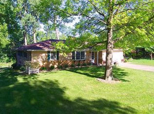 4614 N Rosemead Dr, Peoria, IL