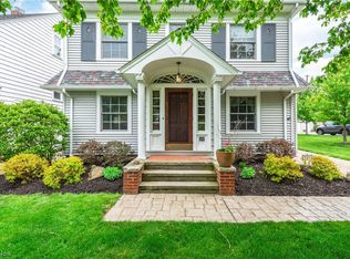 251 Buckingham Rd, Rocky River, OH 44116