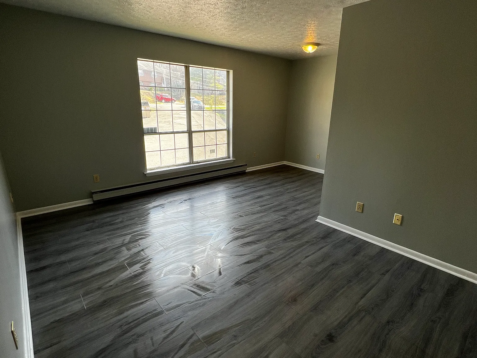 1 bed, 800 sqft, $600 — Photo 1