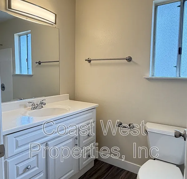 297 Acacia Ave #A — Photo 14