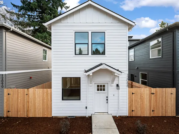 12088 SE Market St, Portland, OR 97216
