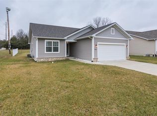 1503 N Parc Grove Ct, O'Fallon, IL 62269