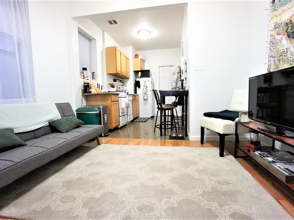 709 9th Avenue image 1 of 6