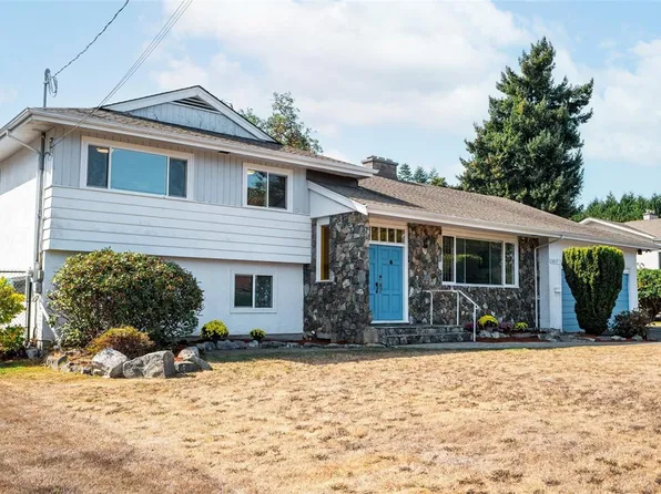 1857 Hillcrest Ave, Saanich, BC V8N 2R7