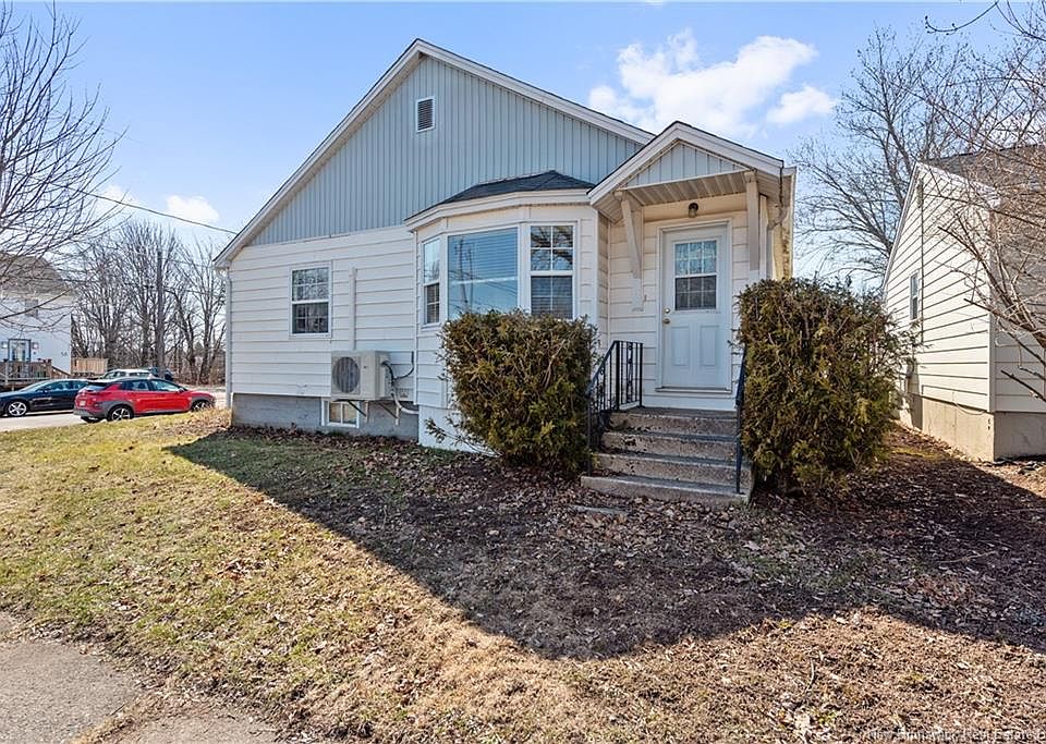 1st image of 83 Douglas Ave