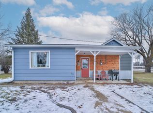 16 Eldredge St E, Motley, MN 56466