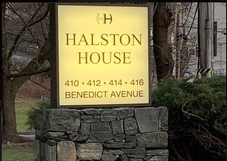 412 Benedict Ave Condominium Complex in Tarrytown NY