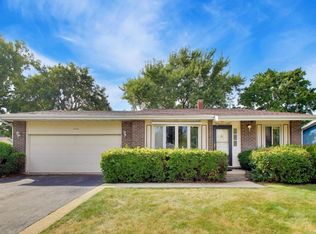 1009 Beverly Ct, Lombard, IL 60148
