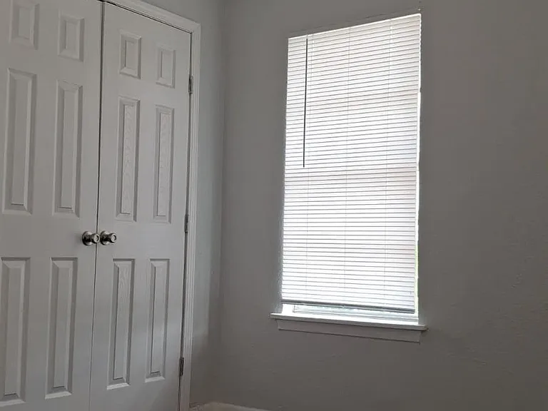 641 Morningview Dr — Photo 4