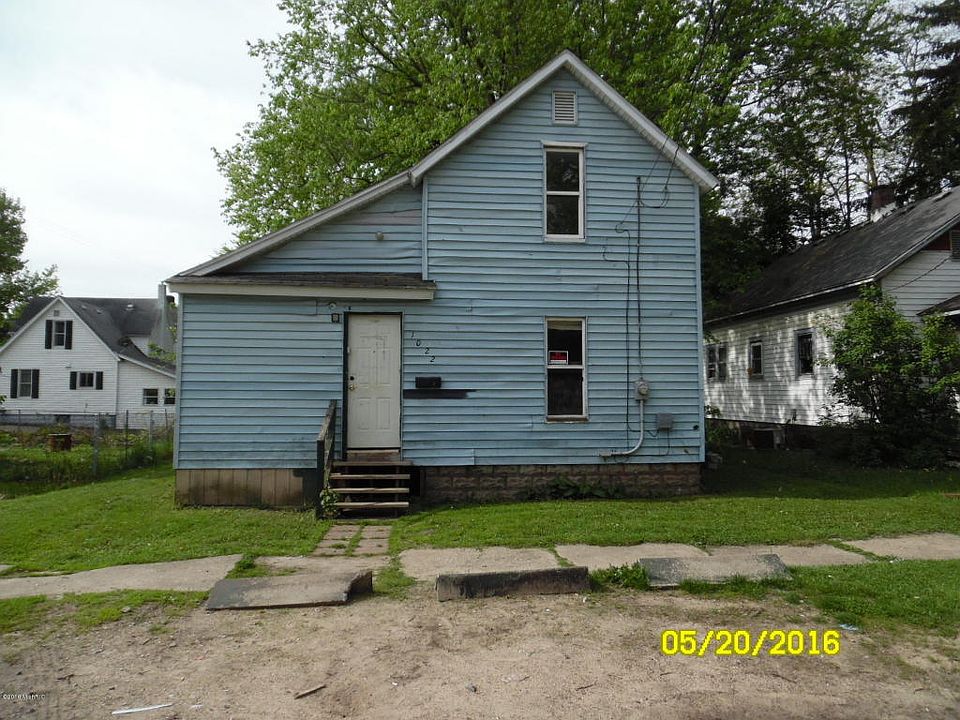 1st image of 1022 Garden St