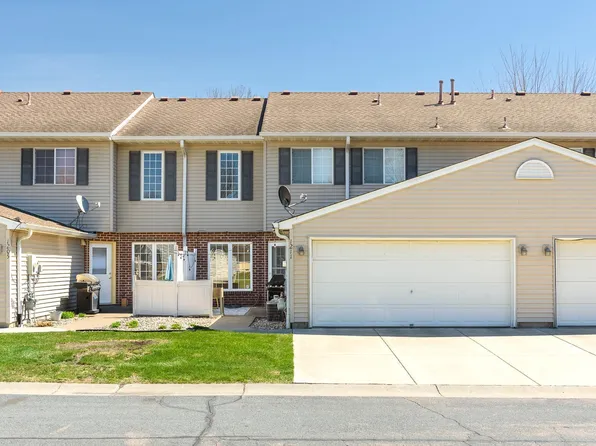 1211 Primrose Ln, Waconia, MN 55387