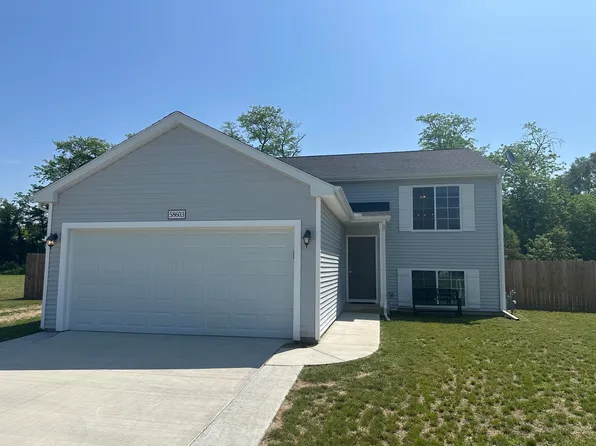 58603 Pond View Ln, Three Rivers, MI 49093