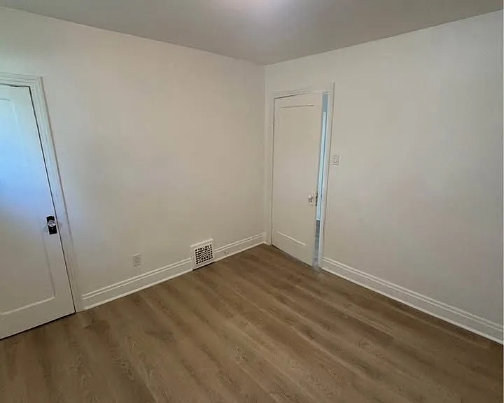 376 Montfort St #376 — Photo 11