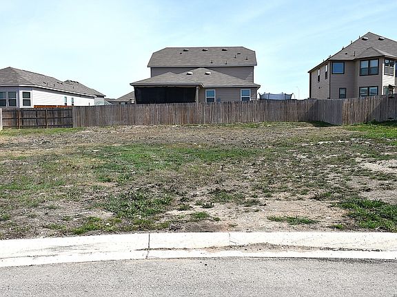 3rd image of 405 Saddle Haven LOT 19