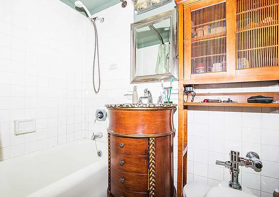 Sold by Keller Williams NYC | media 5