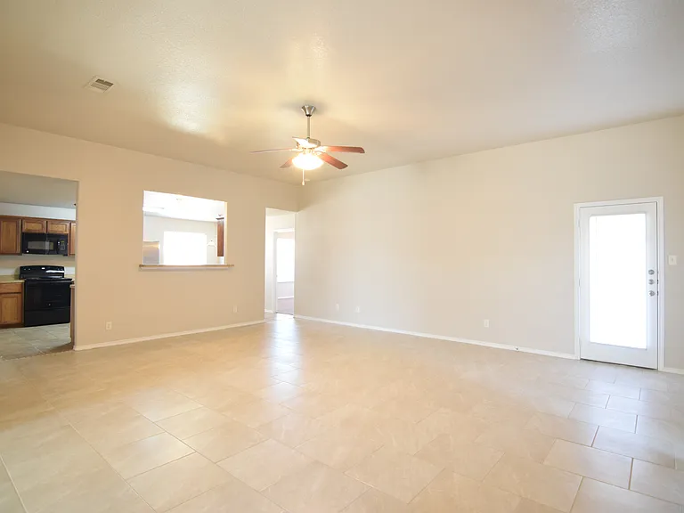 403 Constellation Dr — Photo 9