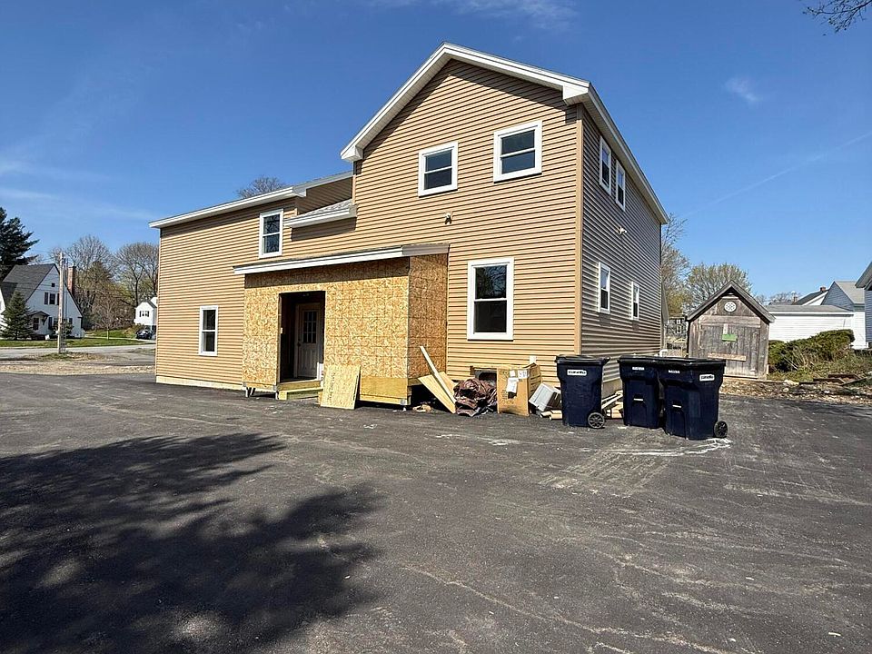 2nd image of 371 Lincoln Street