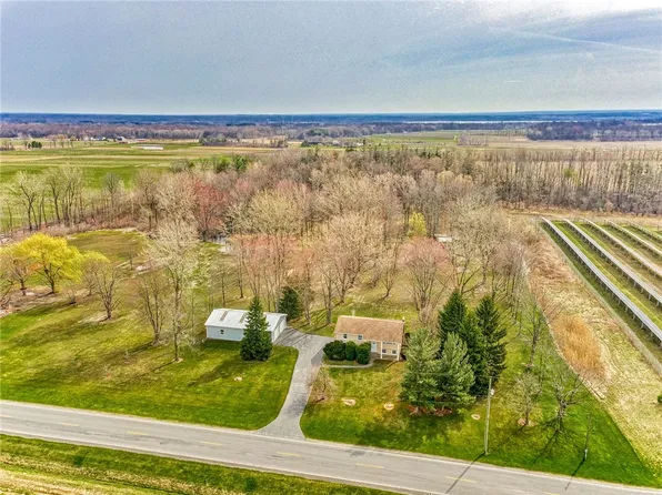 3419 Gates Rd, Geneva, NY 14456
