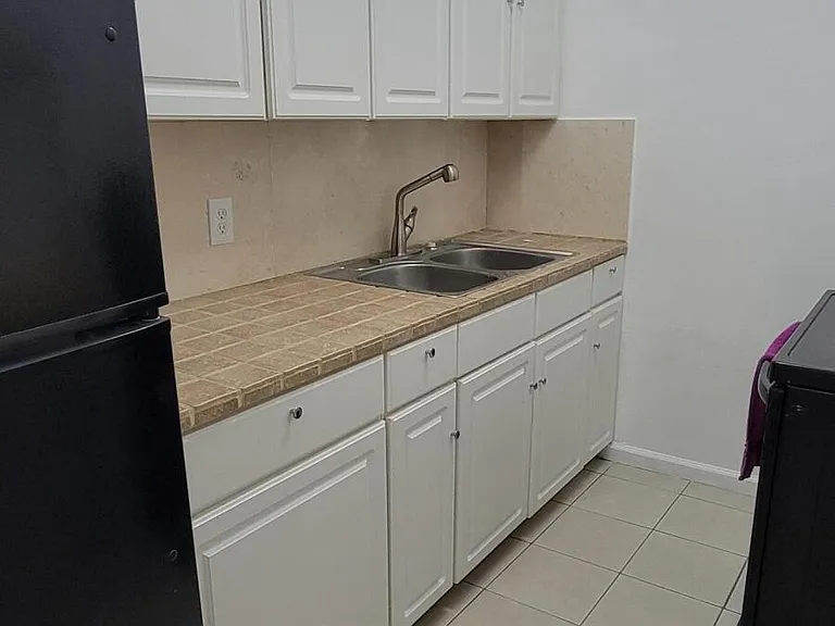 7300 Byron Ave #12A — Photo 9