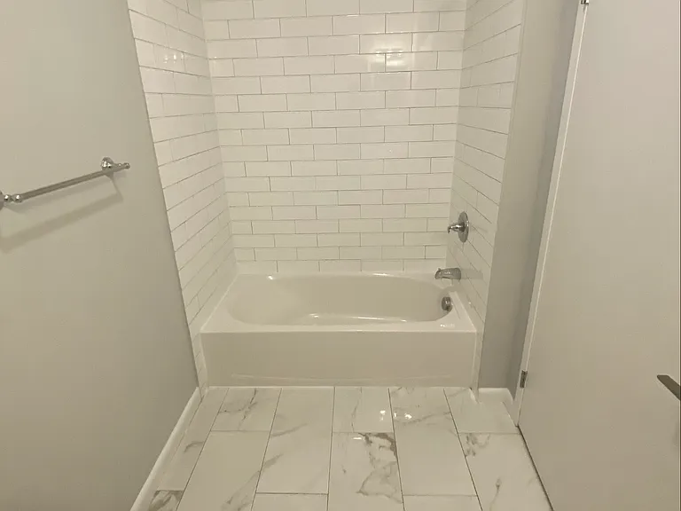 146 Hamilton Ave #205 — Photo 8